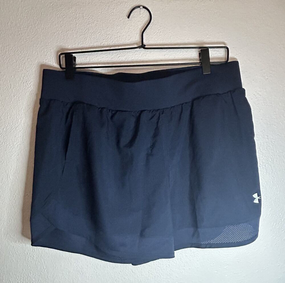 Under Armour Shorts Women Large HeatGear Woven Wide Waist Band Loose Navy